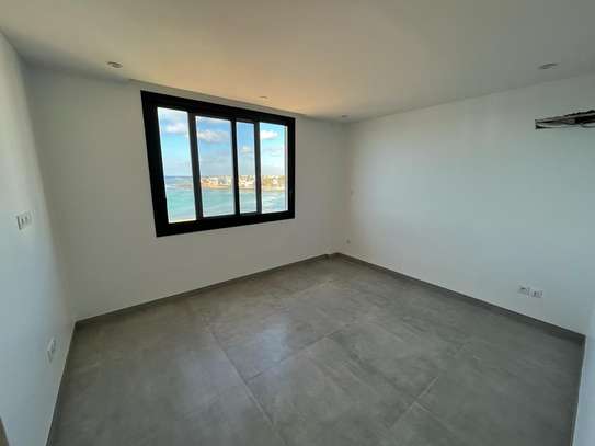 APPARTEMENT RÉSIDENCE PIEDS DANS L'EAU AU VIRAGE image 8