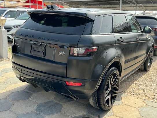 Range Rover évoque image 3