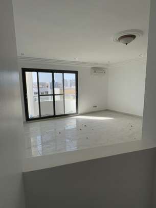 Duplex spacieux et de standing à louer à Ngor image 4