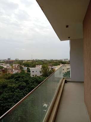 Appartement F2 à la Cité Africa - Corniche image 13