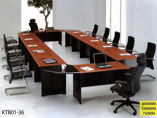 Tables de réunions image 8