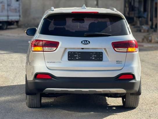 Kia sorento 2017 image 11