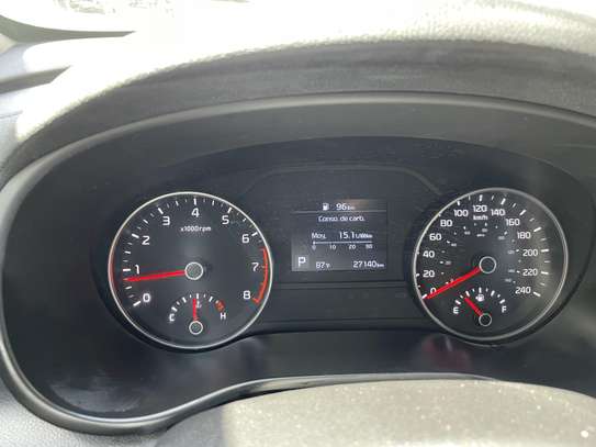 KIA SPORTAGE 2021 image 4