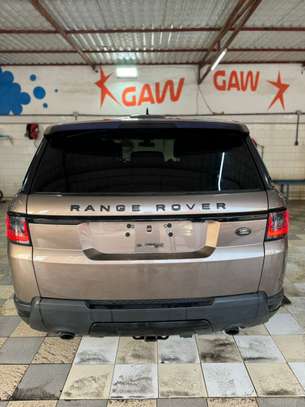 Range Rover Sport 2016 image 9