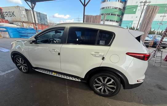Kia Sportage diesel full options image 9