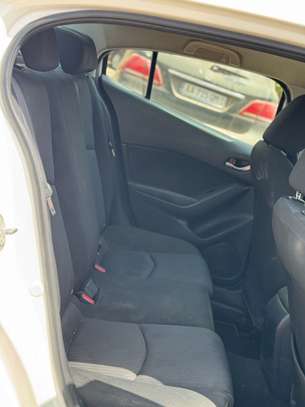 Mazda 3 image 7