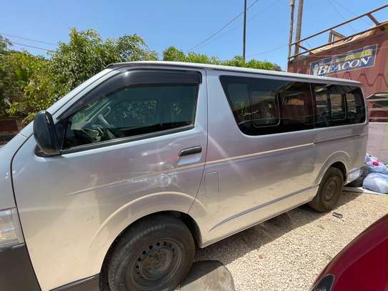 2017 TOYOTA HIACE 15 PLACES image 3