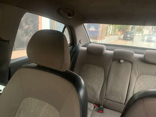 i10 grand 2016 image 4