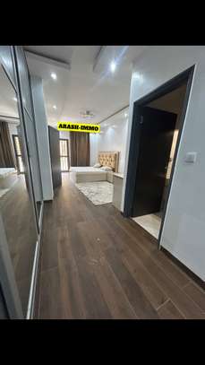 Duplex meublé de 4 Chambres + salon aux mamelles image 4