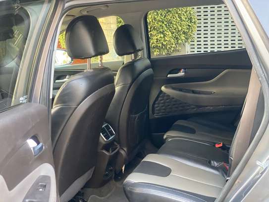 Hyundai Santa Fe 2019 image 13