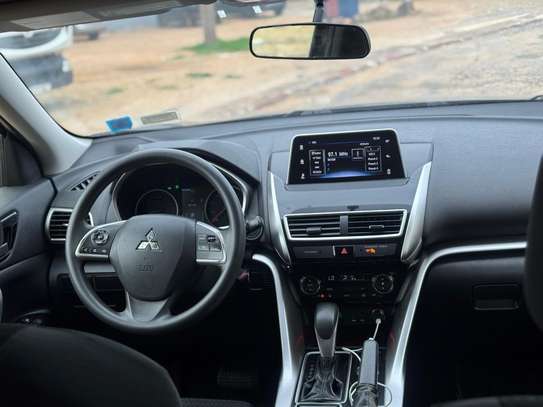 Mitsubishi eclipse air cross 2019 image 4