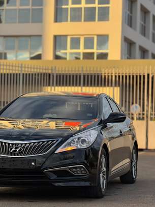 Hyundai *Grandeur* 2017 image 2