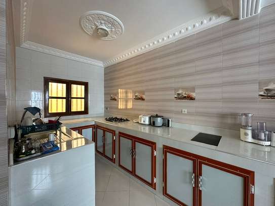 Bel Appartement meublé à louer Cité Magistrat image 9