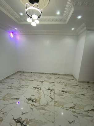 Tres belle salon a louer image 5