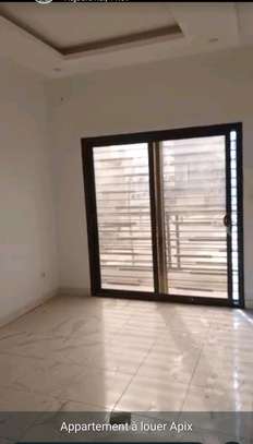 Appartement à louer à Apix image 5