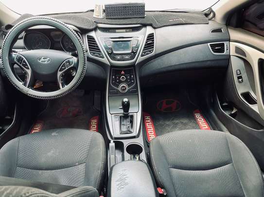 Hyundai Elantra 2015 image 6