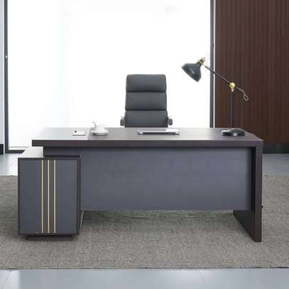 Bureau moderne gris anthracite grand format avec rangement image 8