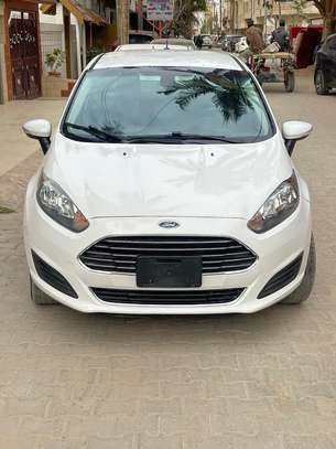 Ford fiesta 2016 image 1