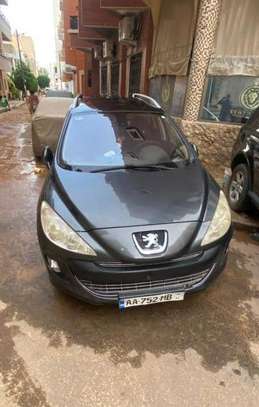 Peugeot 308 2012 image 1