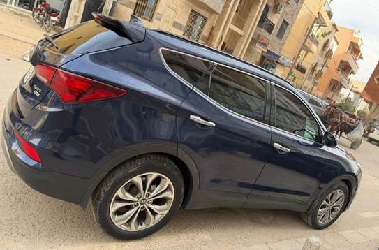 Hyundai Santa fe 2018 image 4