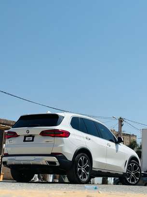 BMW x5 2020 full options image 10