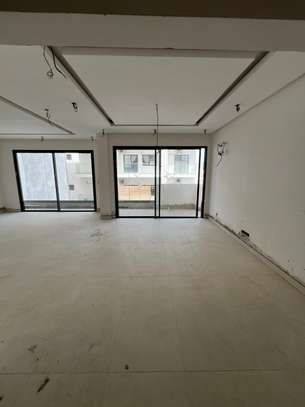 F5 de 225 m² à vendre à Mermoz image 13