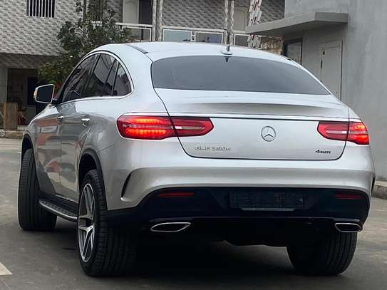 Mercedes-Benz GLE 350 2017 image 9