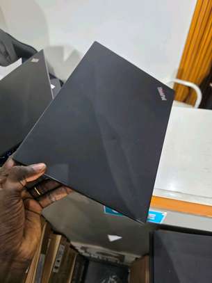 Lenovo Thinkpad T494s image 2