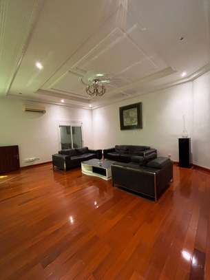 VILLA STANDING image 12