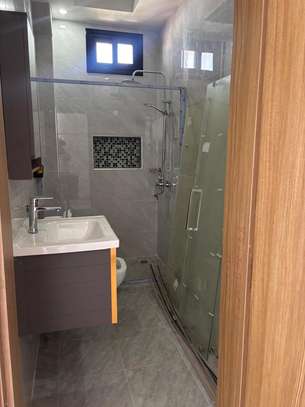 APPARTEMENT image 6