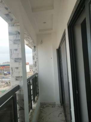 Appartement F3 à louer à Yoff près de la route image 10