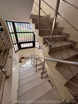 Ref_6217_GL Une villa d’angle à vendre à Onomo à Yoff image 9