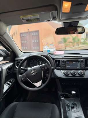 Toyota Rav 4 2016 image 5