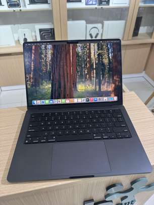 MacBook Pro 2024 14 Pouces - M4 | 16GB RAM | 1 Téra image 2