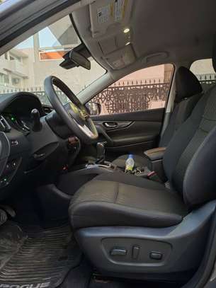NISSAN ROGUE 2019 image 8