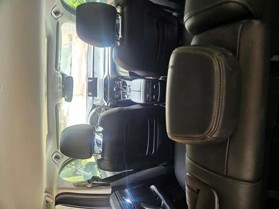 Mazda Cx9 image 7