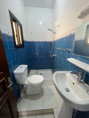 Villa R+1 Mermoz image 14