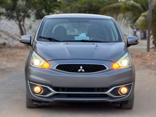 Mitsubishi Mirage 2017 automatique essence image 4