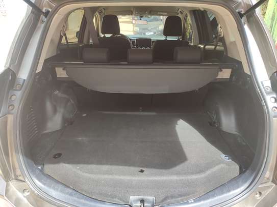 Toyota Rav 4 2019 image 4