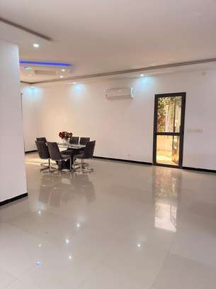 Villa avec piscine et 4 chambres à Saly Joseph image 8