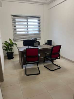 Bureau équipé à Mermoz image 3