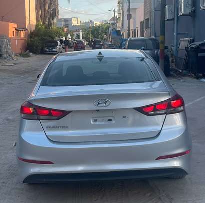 HYUNDAI ELANTRA ANNEE: 2017 image 10