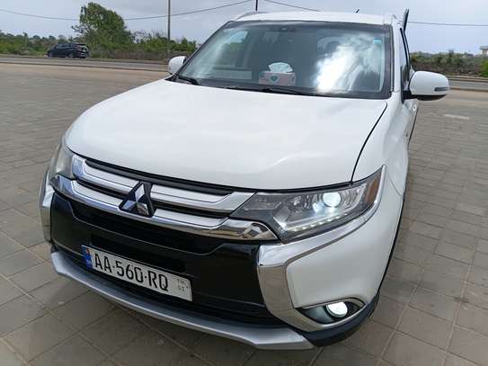 Mitsubishi Outlander 7places 2016 image 2