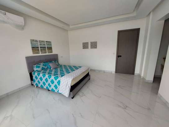 Almadies –  F5 de 300 m² – un appartement par palier image 7
