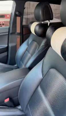 Hyundai tucson image 3