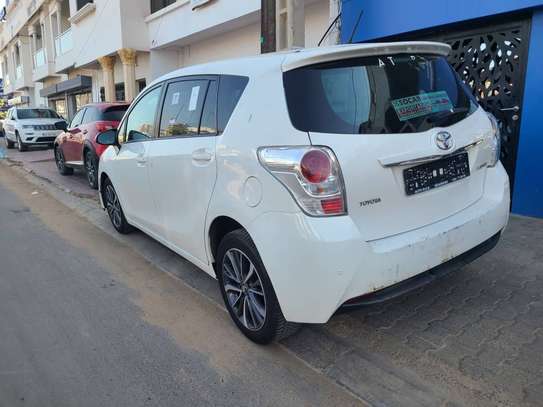 Toyota verso 2016 image 7
