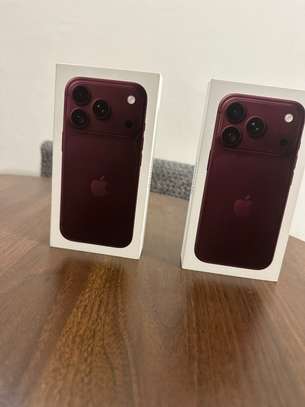 iPhone 18Pro 256gb Scelle Sim physique image 3