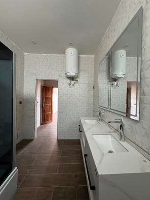 DUPLEX F4 À LOUER – MAMELLES, CITÉ CHEIKH AMAR image 2