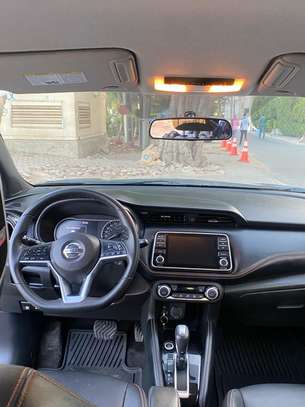 Nissan kicks 2018 image 2