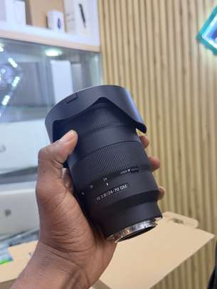 Sony Alpha V avec Boitier Sigma 24-70mm f2.8 image 3